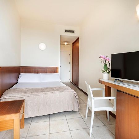 Hotel Bellevue Beach - Sul Mare Milano Marittima Exteriör bild