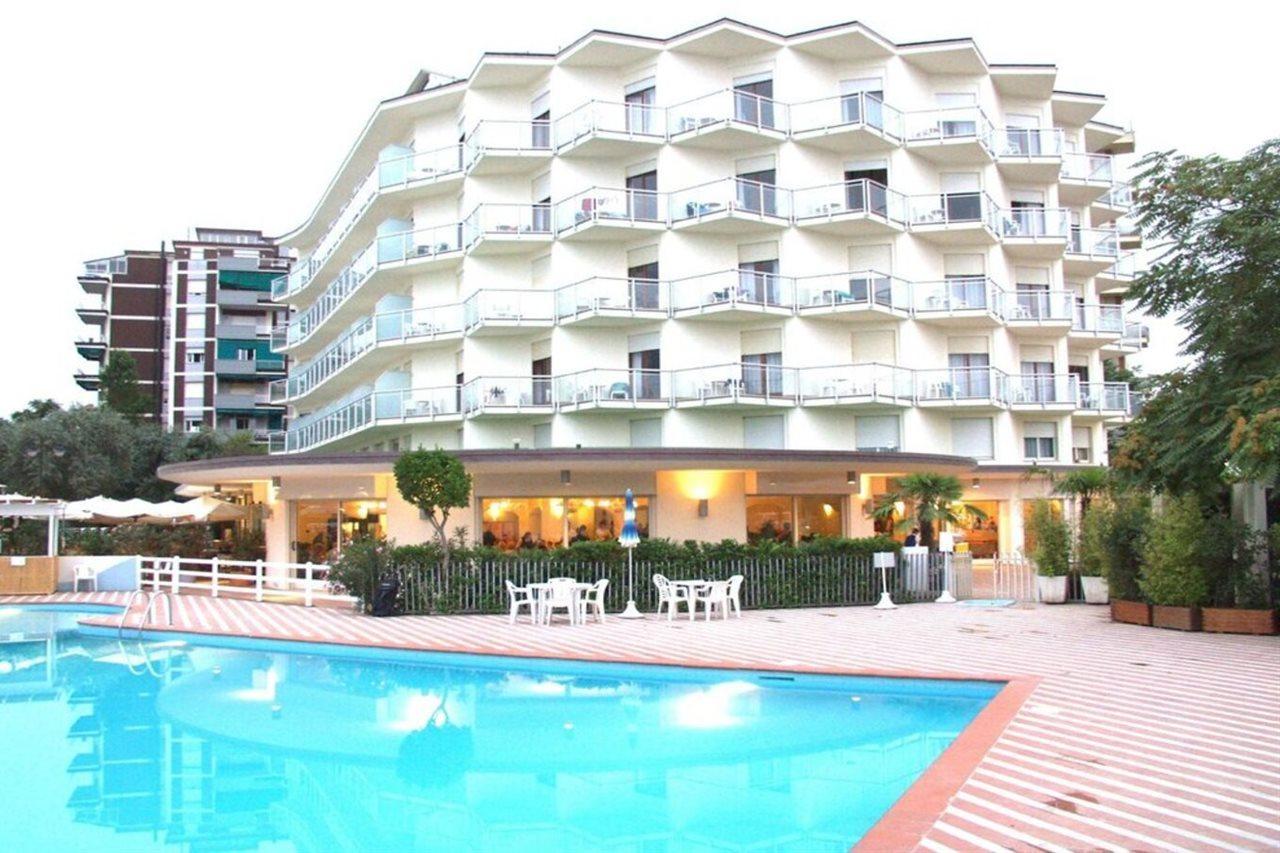 Hotel Bellevue Beach - Sul Mare Milano Marittima Exteriör bild