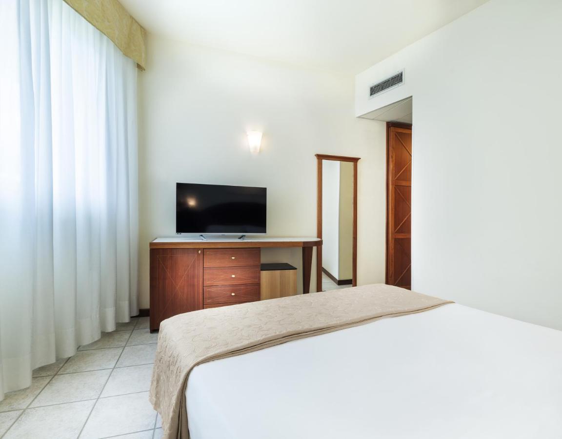 Hotel Bellevue Beach - Sul Mare Milano Marittima Exteriör bild