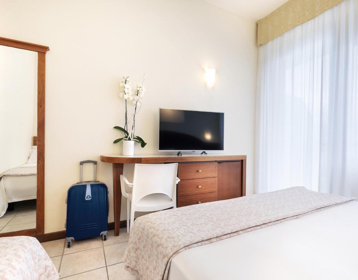 Hotel Bellevue Beach - Sul Mare Milano Marittima Exteriör bild