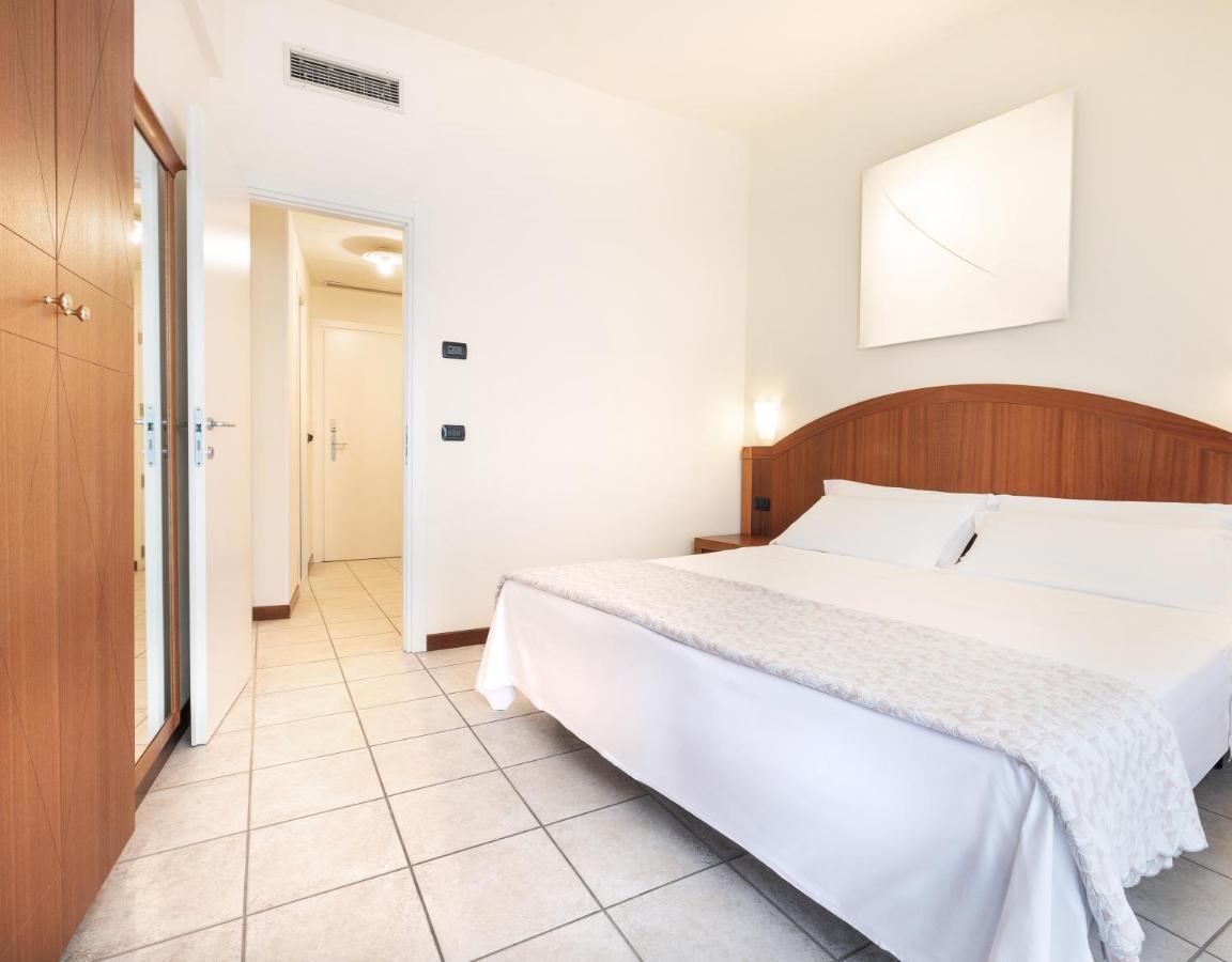 Hotel Bellevue Beach - Sul Mare Milano Marittima Exteriör bild