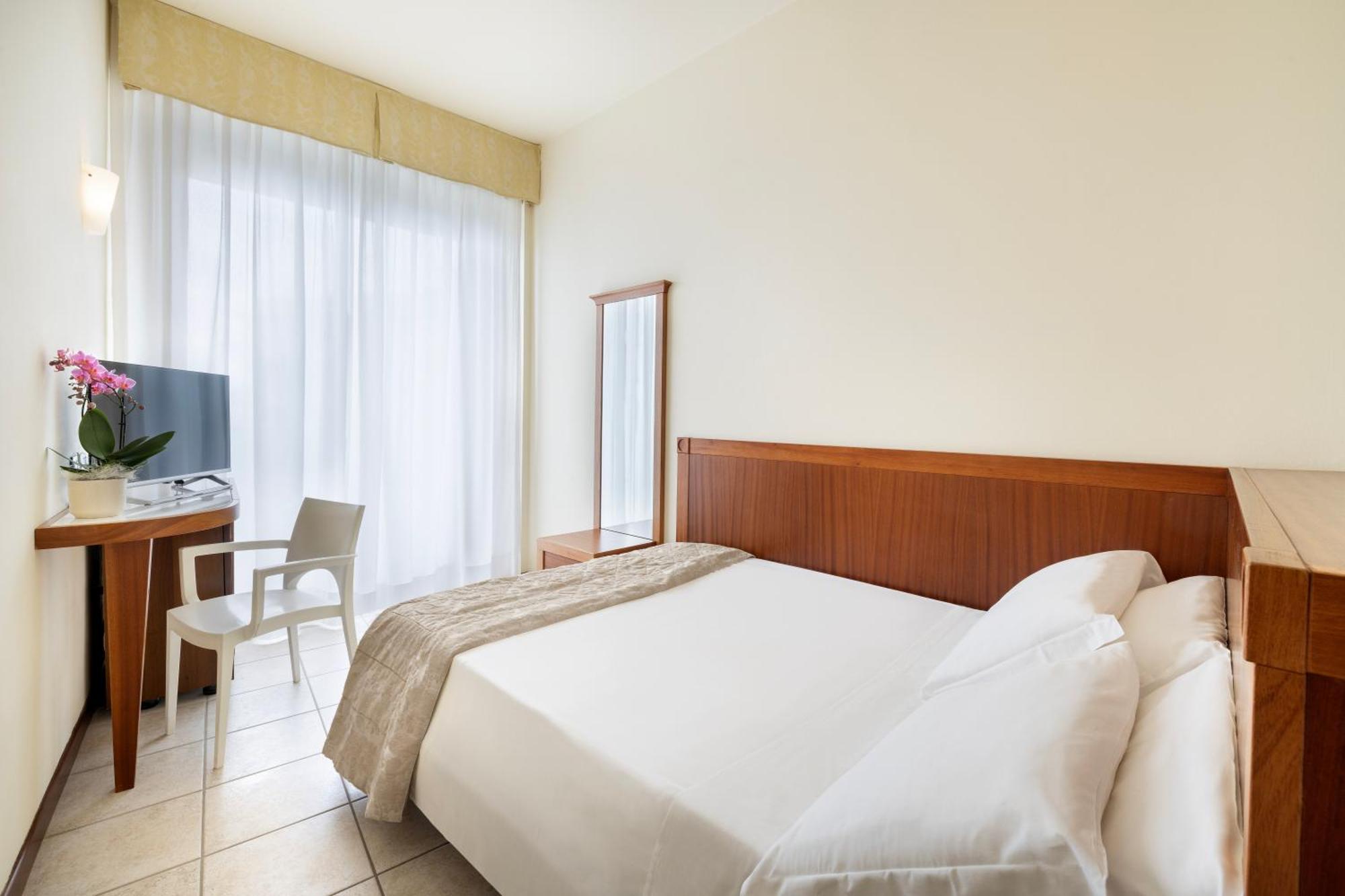 Hotel Bellevue Beach - Sul Mare Milano Marittima Exteriör bild